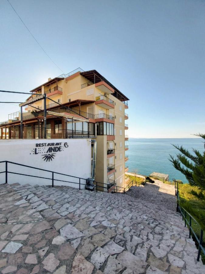 Design Sea View Apartment Sarande Bagian luar foto
